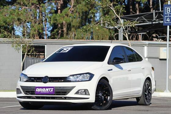 VOLKSWAGEN VIRTUS 1.0 200 TSI HIGHLINE AUTOMÁTICO